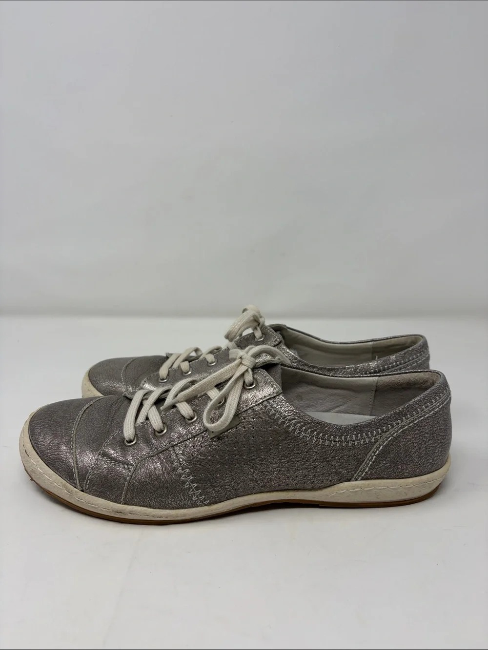 Josef Seibel Metallic Gray Lace-Up Cream Sold Sneakers Size 9